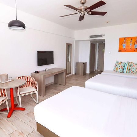 Grand Decameron Cornwall Beach, A Trademark All-Inclusive Resort Montego Bay Exterior foto