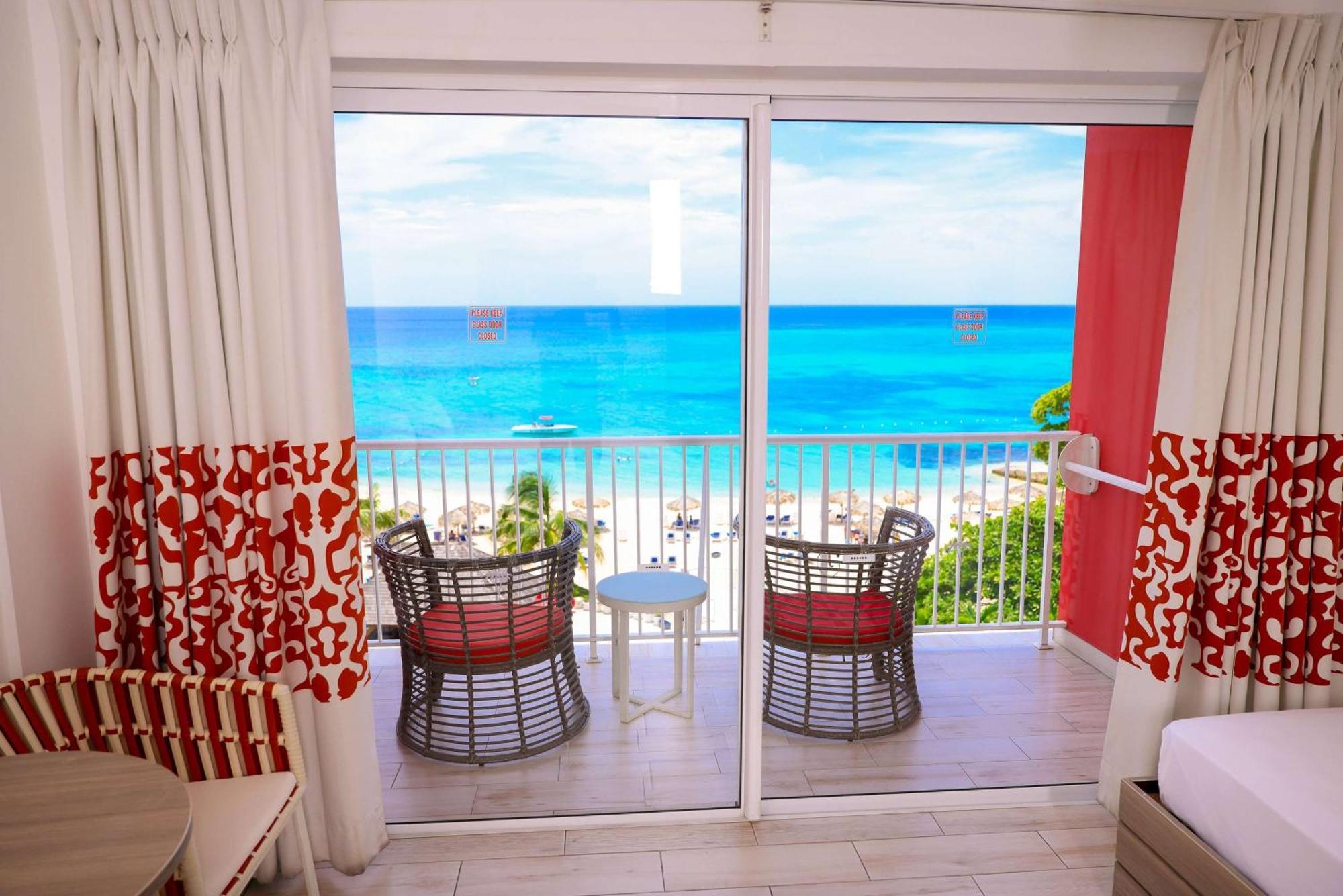 Grand Decameron Cornwall Beach, A Trademark All-Inclusive Resort Montego Bay Exterior foto