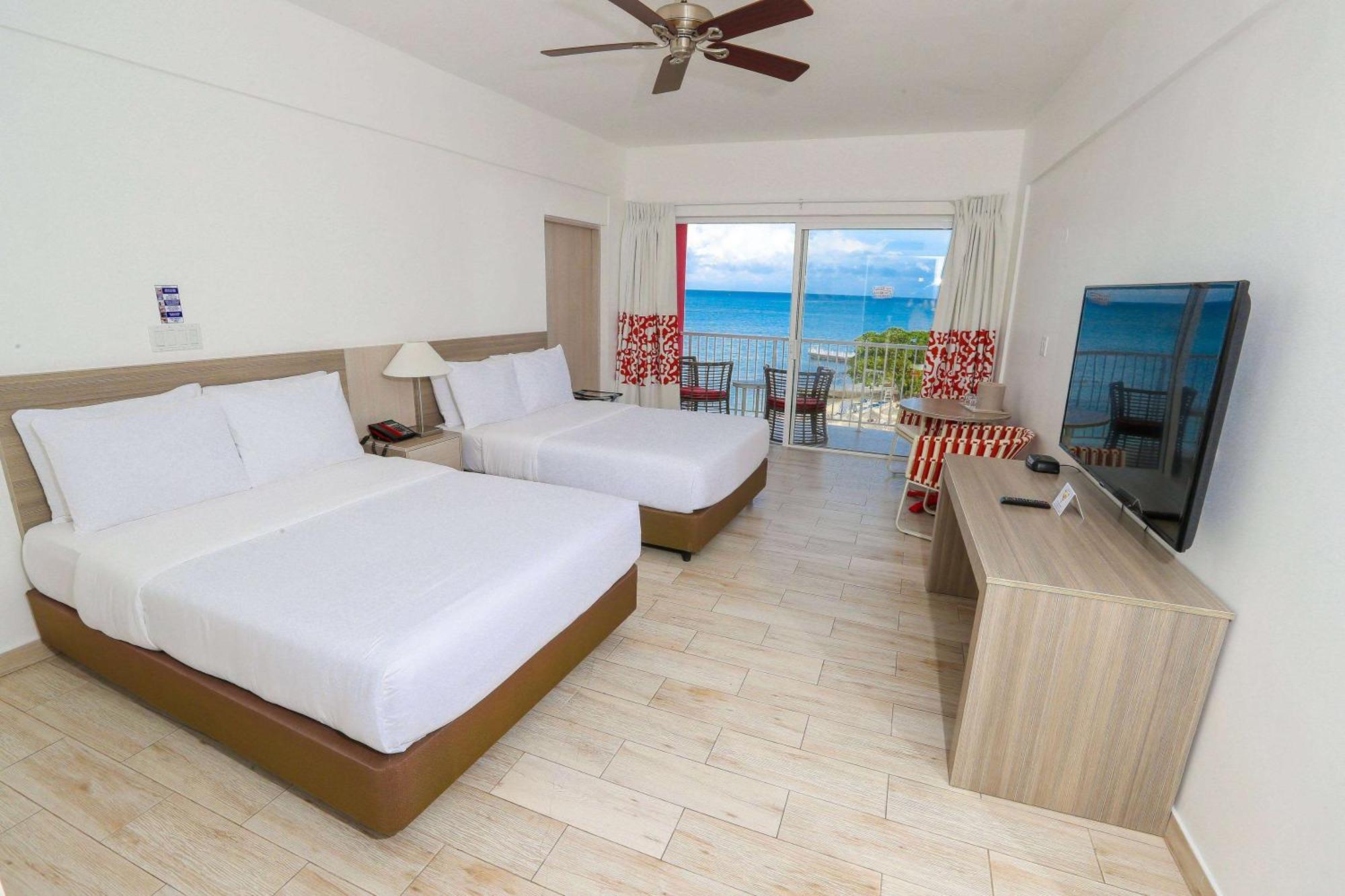 Grand Decameron Cornwall Beach, A Trademark All-Inclusive Resort Montego Bay Exterior foto