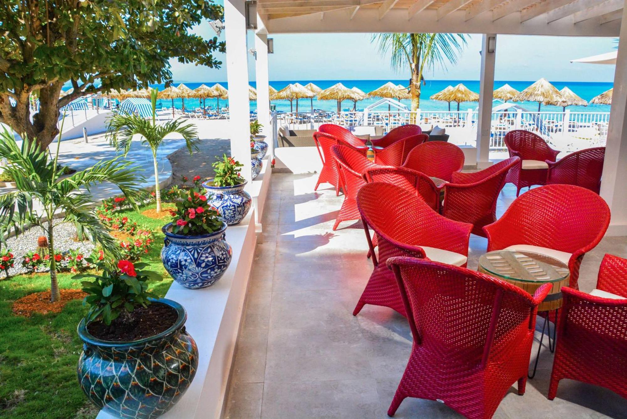 Grand Decameron Cornwall Beach, A Trademark All-Inclusive Resort Montego Bay Exterior foto