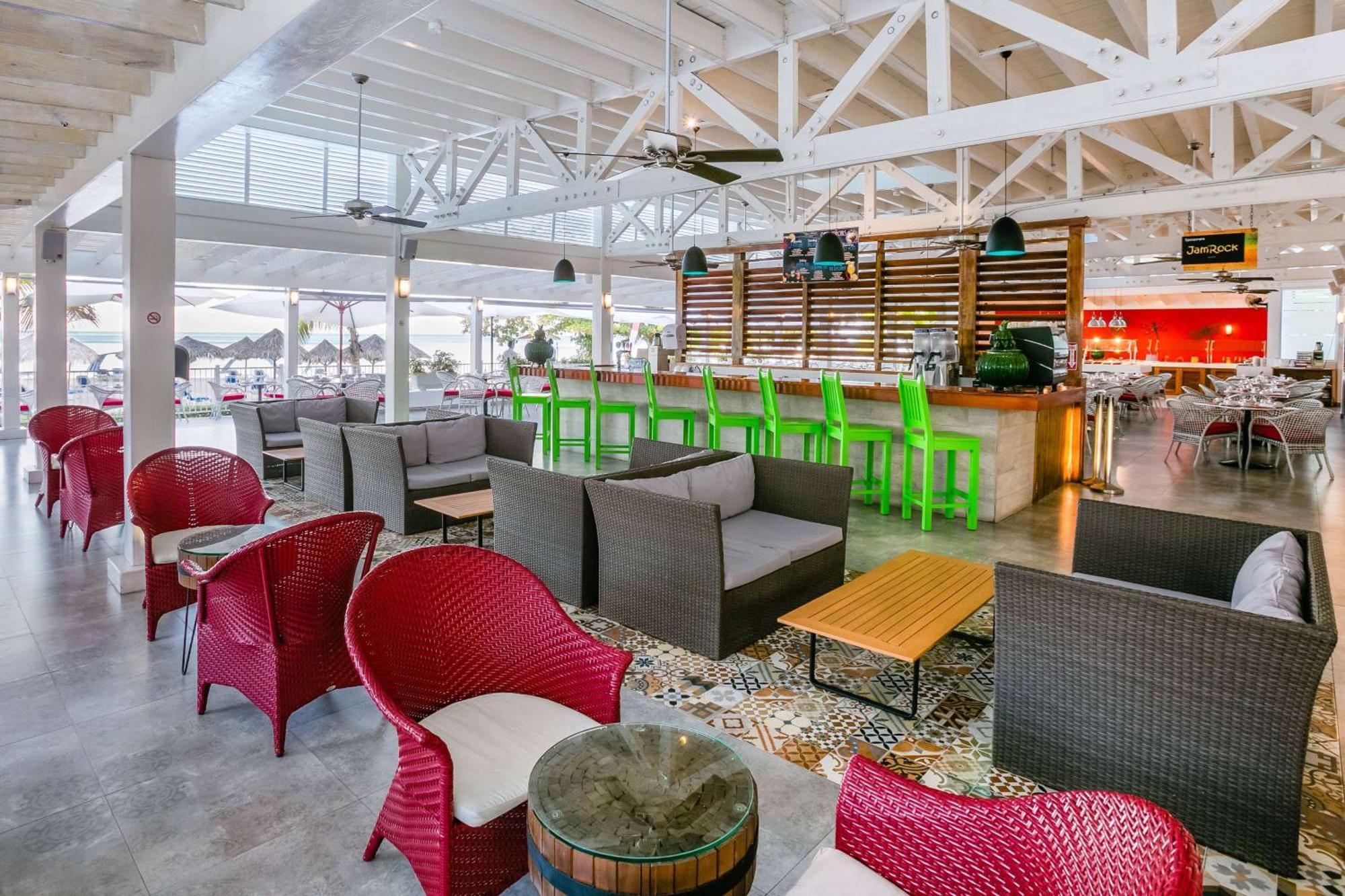 Grand Decameron Cornwall Beach, A Trademark All-Inclusive Resort Montego Bay Exterior foto