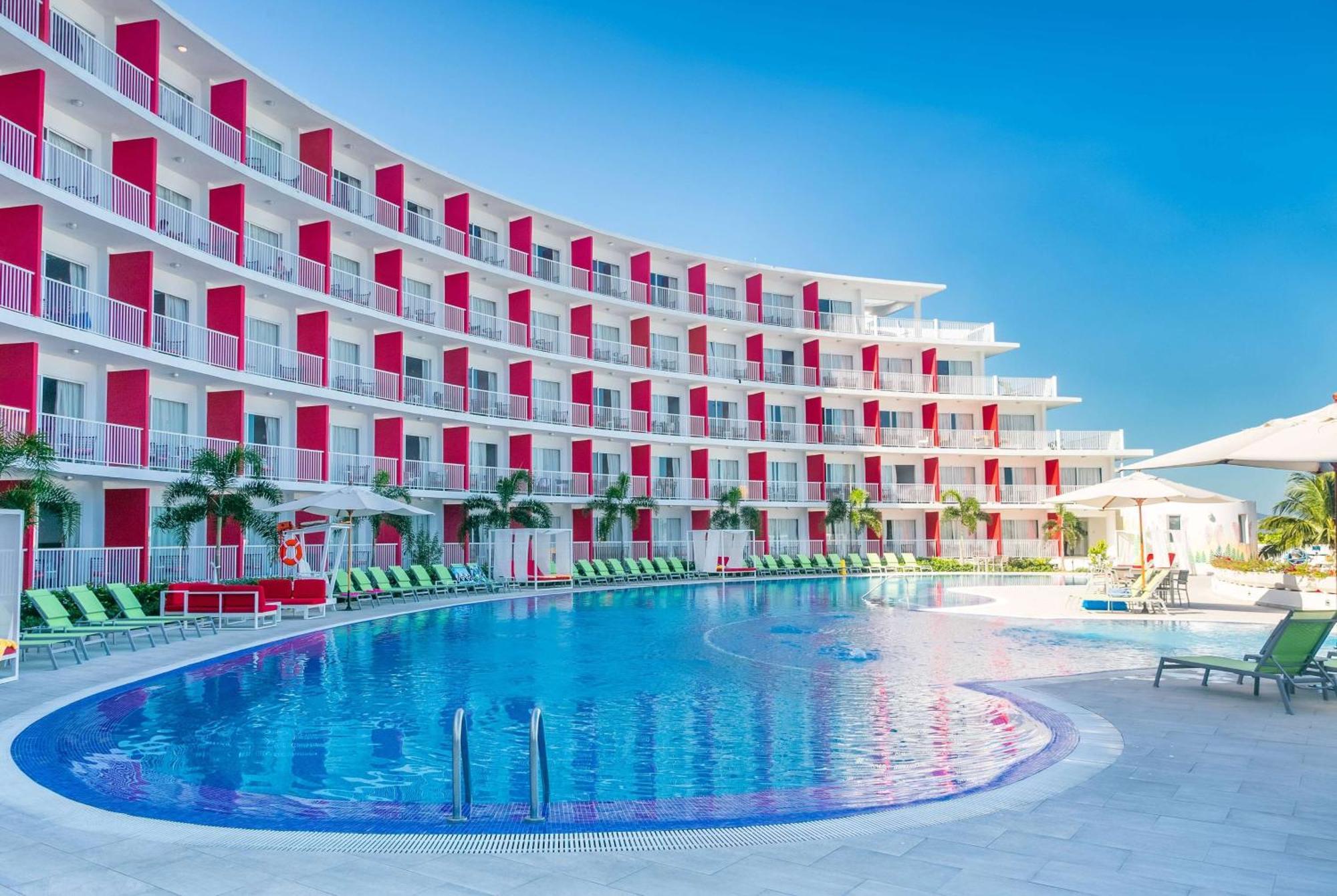 Grand Decameron Cornwall Beach, A Trademark All-Inclusive Resort Montego Bay Exterior foto